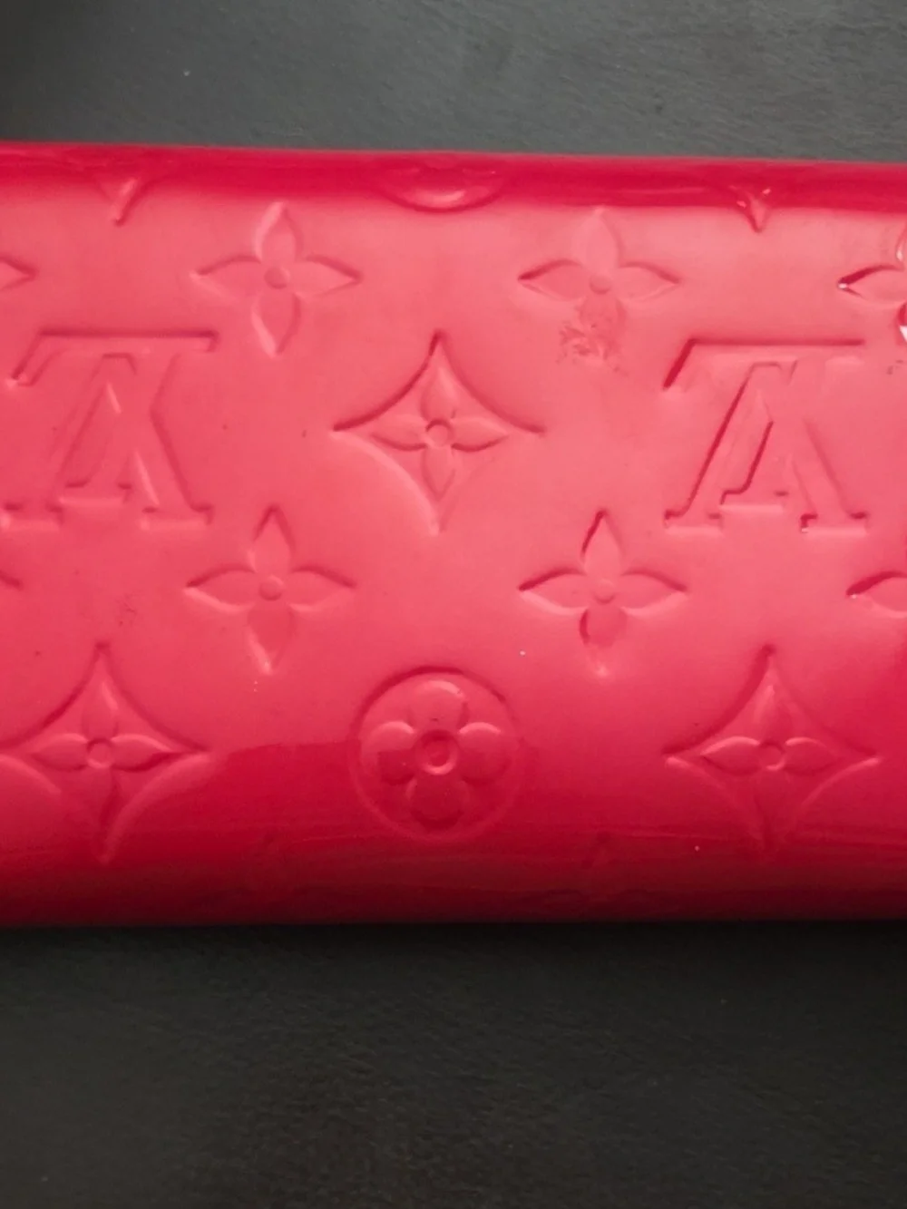 Louis Vuitton Vibrant Red Vernis Embossed Continental Wallet - Picture 3 of 3